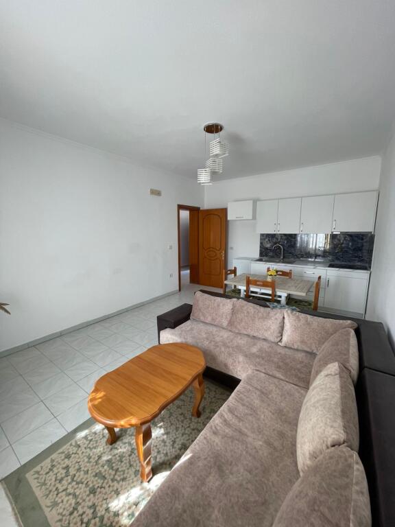 🏡 APARTAMENT ME QERA 2+1 PLAZH ILIRIA DURRËS