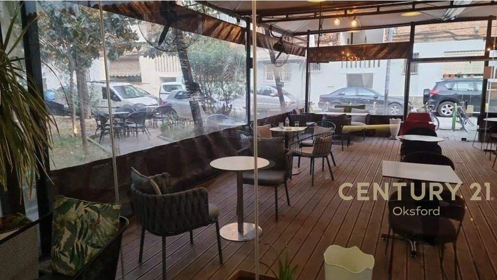 AFFITTIAMO AMBIENTE BAR-CAFFÈ A MYSLYM SHYRI!