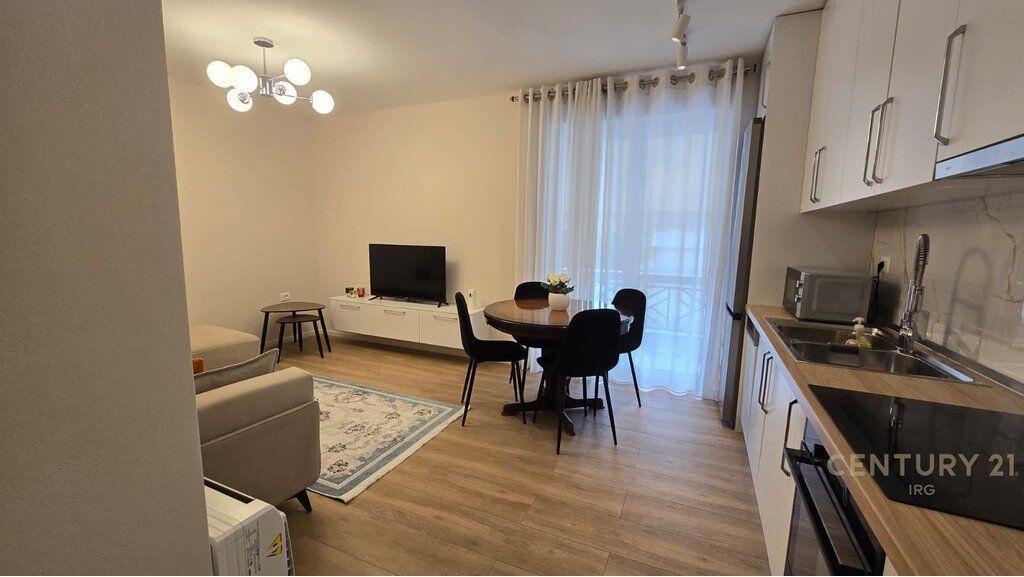 2+1 APARTMENT FOR RENT, NEAR MYSLYM SHYRI !