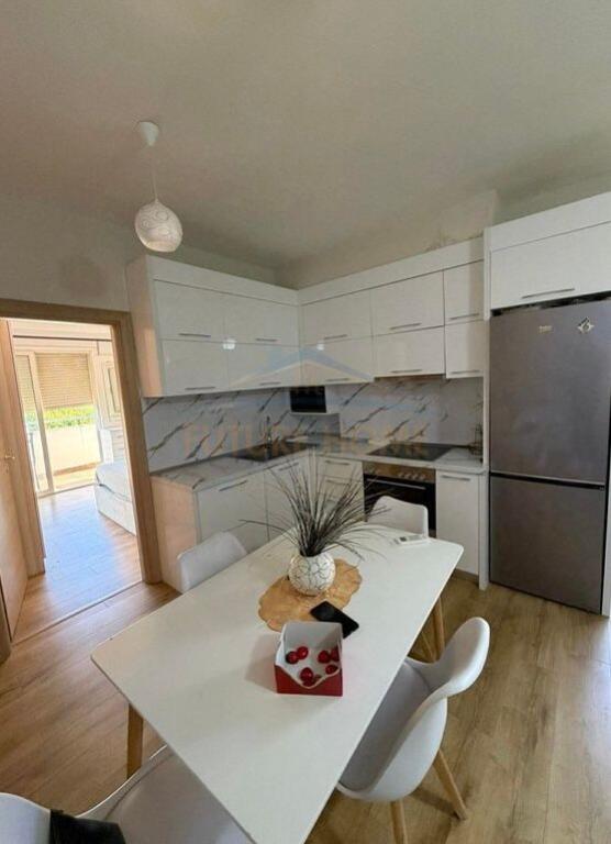 Qera , Apartament 2+1  Fresk , Tirane