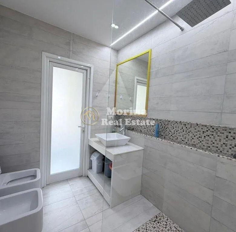 Shitet Apartament 3+1, Rruga Mine Peza, 245,000 Euro