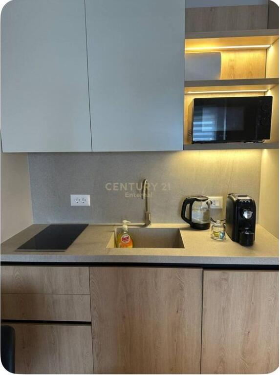 Studio per Qera Qender!