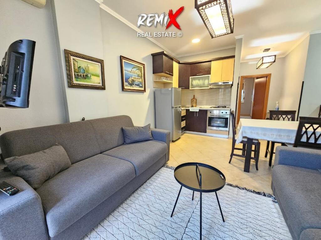 SHITET APARTAMENT 1+1 NE PLAZHIN E MALI ROBIT
