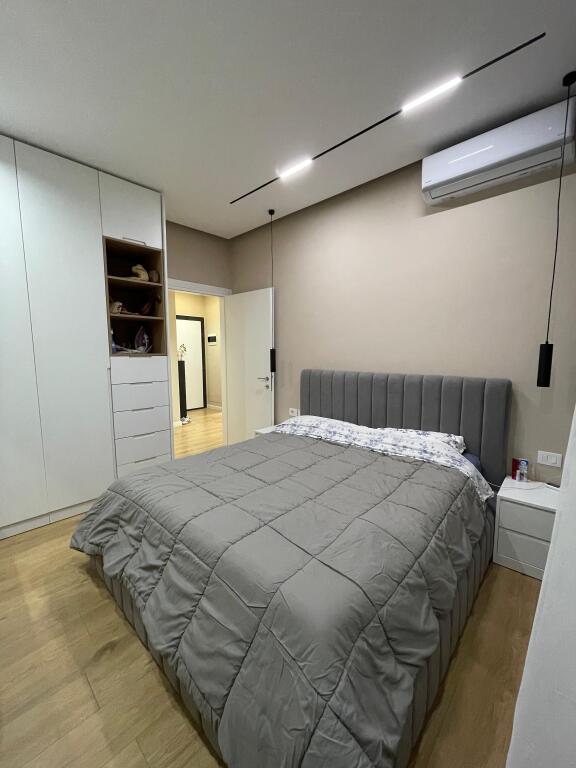 📌 JEPET ME QIRA APARTAMENT 1+1 + DEPO TEK GOLDEN PARK 3 📍 Përballë Spitalit Amerikan 3