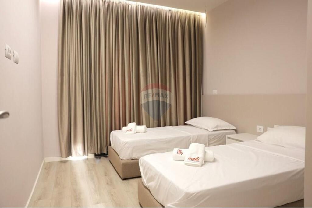 Godine Luksoze me qira - RRUGA "5 MAJI"