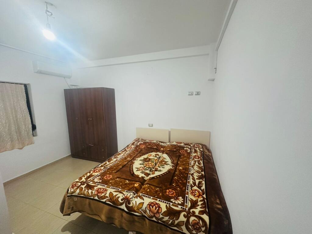 5 Maji Jepet Apartament 1+1 Me Qera