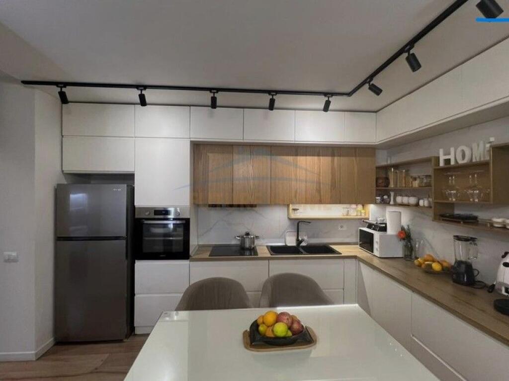 Shitet – Apartament 2+1+2, Quartum Residence, Rruga Jordan Misja, Tiranë