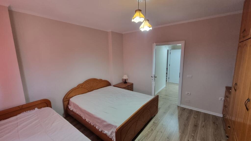 Shitet Apartament , Ne Don Bosko