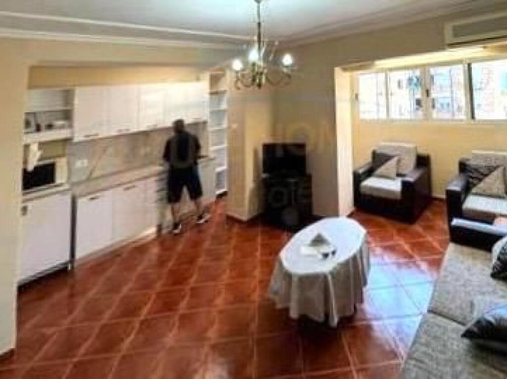 📍 Apartament 1+1 në Shitje – Pazari i Ri, Tiranë