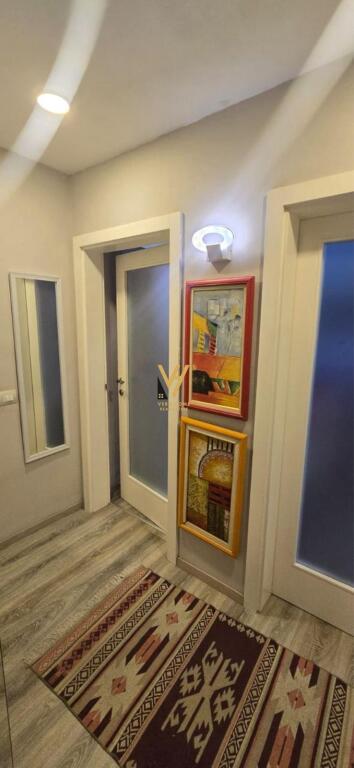 JEPET APARTAMENT 2+1+BLK ME QERA TEK AMBASADA AMERIKANE 650 EURO