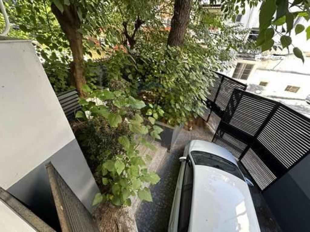 Shitet Apartament 1+1 , Zogu i Zi , Tiranë