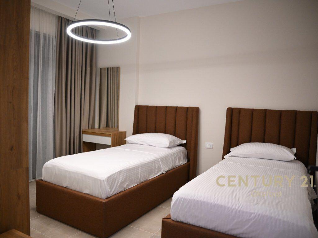 Apartment 2+1 for sale in Kamez!