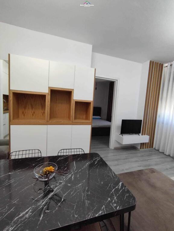 Apartament Me Qera 1+1 Prane Amerikan 3 (ID B210256) Tirane