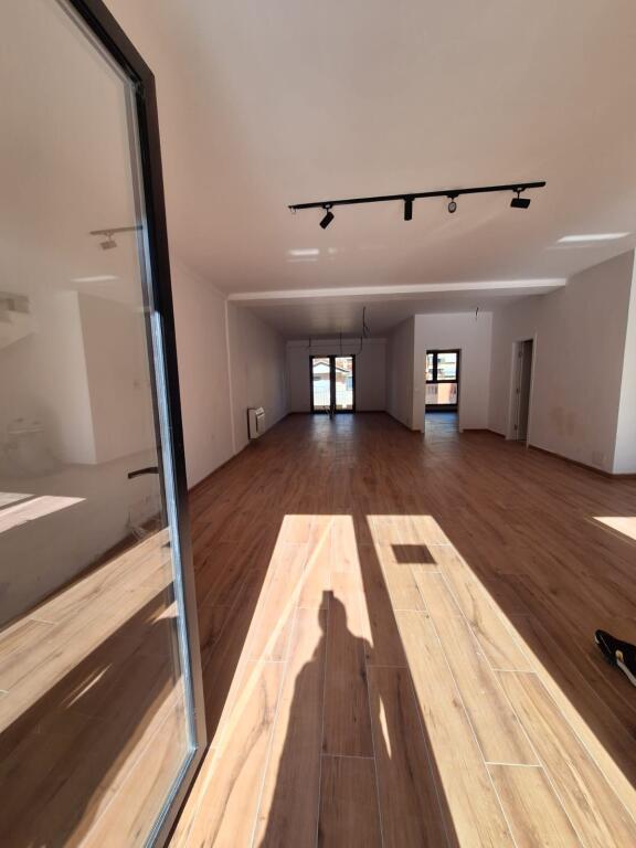 Zyre me Qera Tirana Garden Building📍Rruga Kavajes