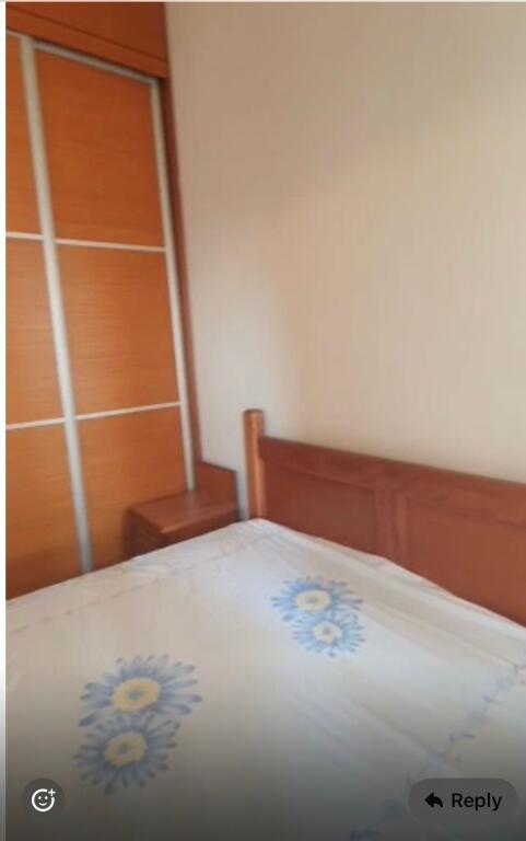 1+1, i mobiluar,kat 4 ashensore te blloku i ambssadave,600 mije leke