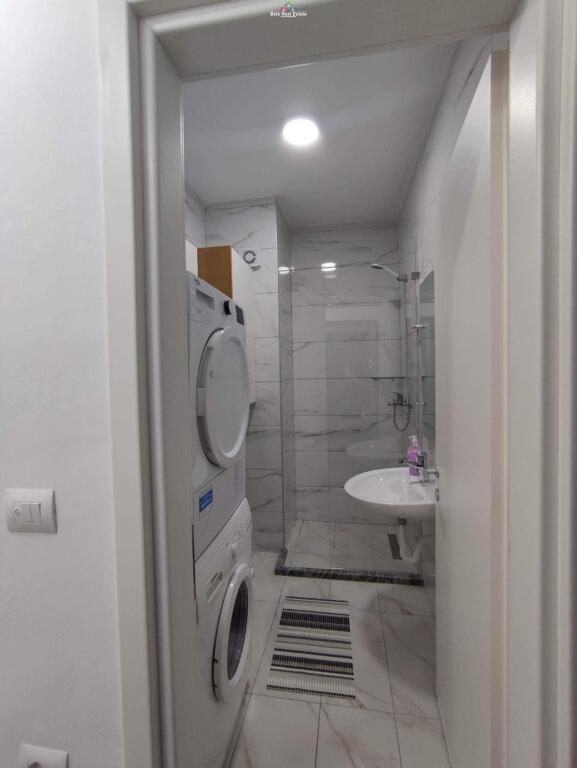 Apartament Me Qera 1+1 Prane Amerikan 3 (ID B210256) Tirane