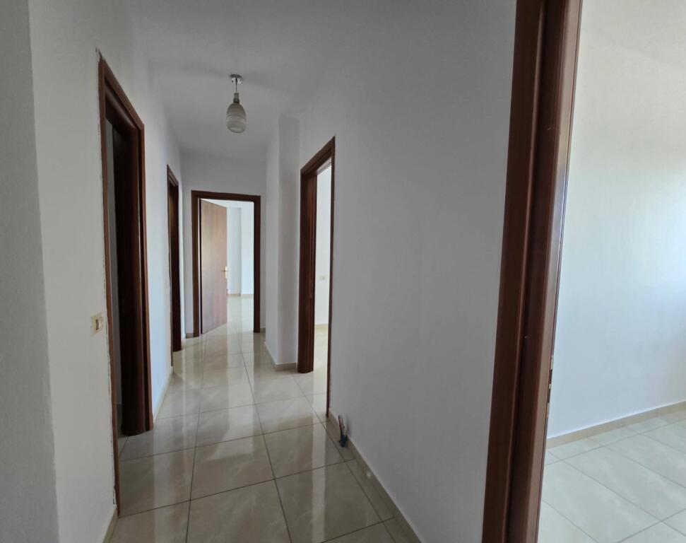 APARTAMENT 2+1 PER SHITJE