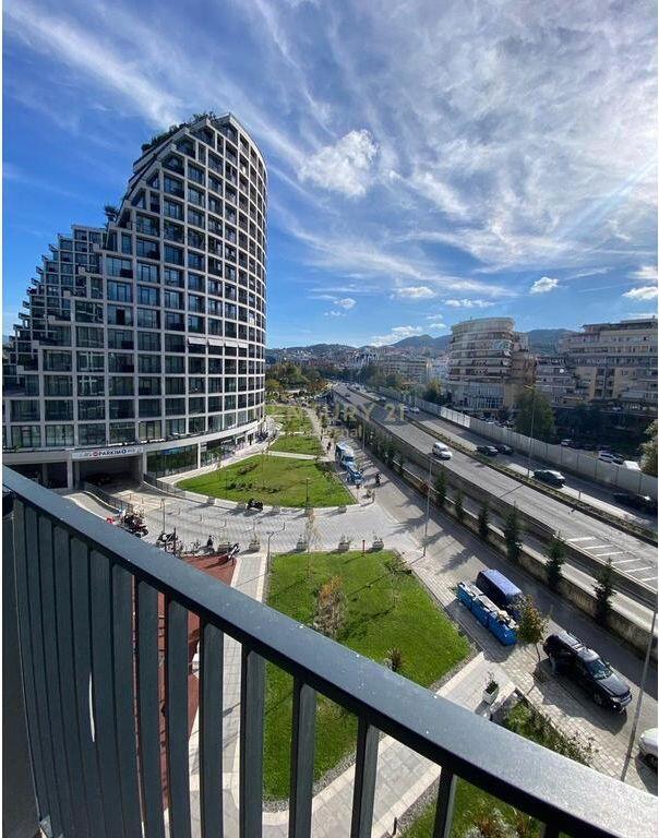 Affittasi Appartamento 2+1+ Parcheggio per Ufficio