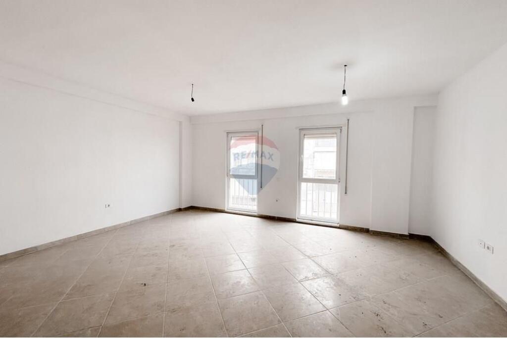 APARTAMENT 2+1 PER SHITJE NE SELITE