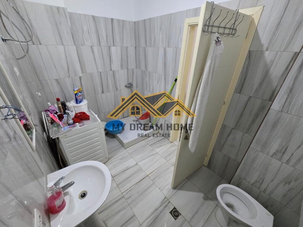 FOR SALE APARTMENT 2+1+ ONE PARKING SPACE AT SHKEMBI I KAVAJES!!