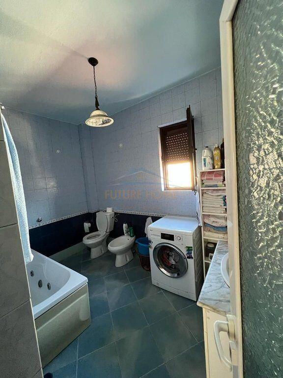Shitet, Apartament 2+1, Zogu i Zi, Tirane