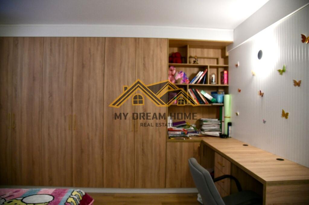 SHTEPI PRIVATE NE ISH KENETE, DURRES SHITJE !