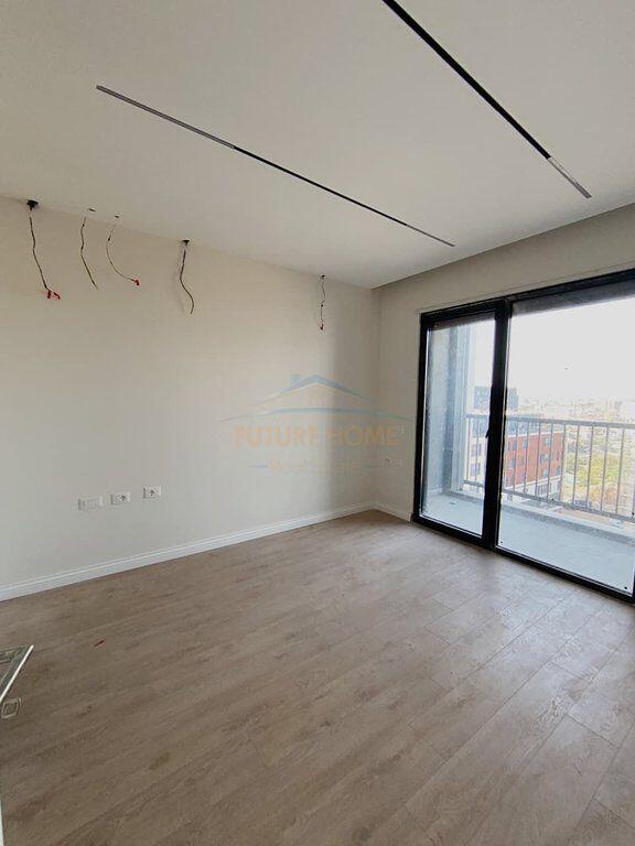 Apartament 2+1, Jordan Misja, Tiranë.