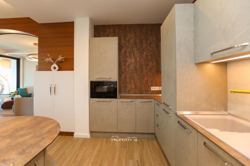 Apartament Unik Per Shitje Ne Lungomare 