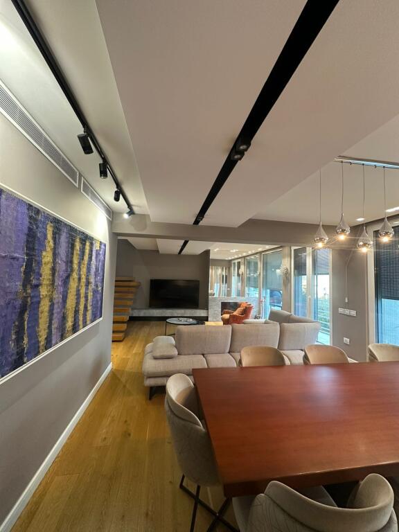 Duplex for Rent – Kodra e Diellit 1