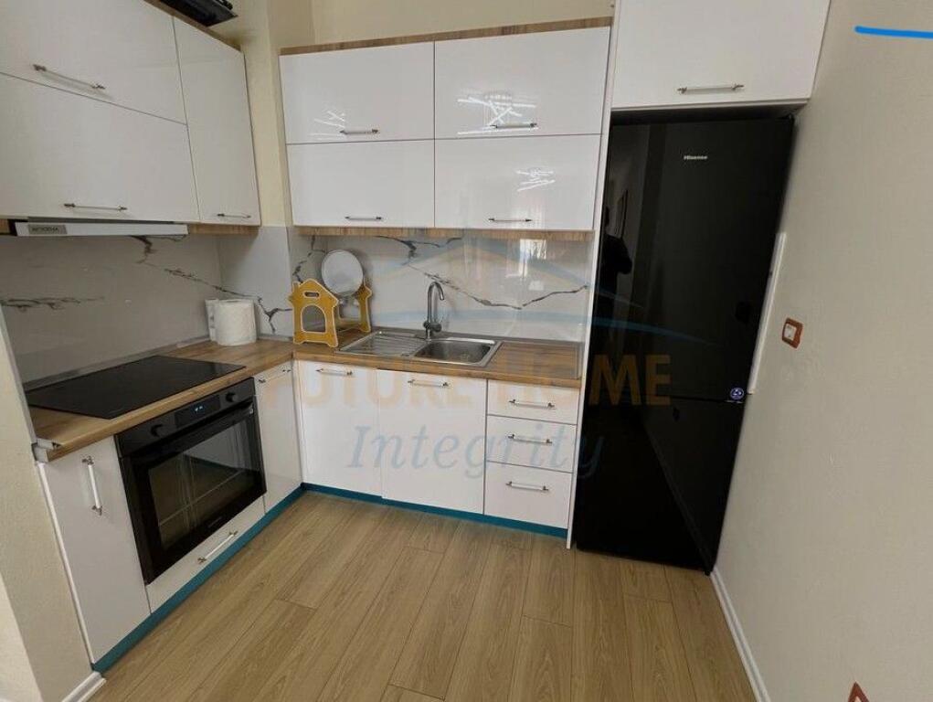 Shitet – Apartament 2+1, Yzberisht, Tiranë