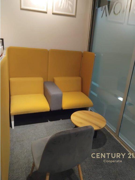 JAPIM ME QIRA ZYRËMODERNE NË KOMPLEKSIN CONDOR, TIRANË