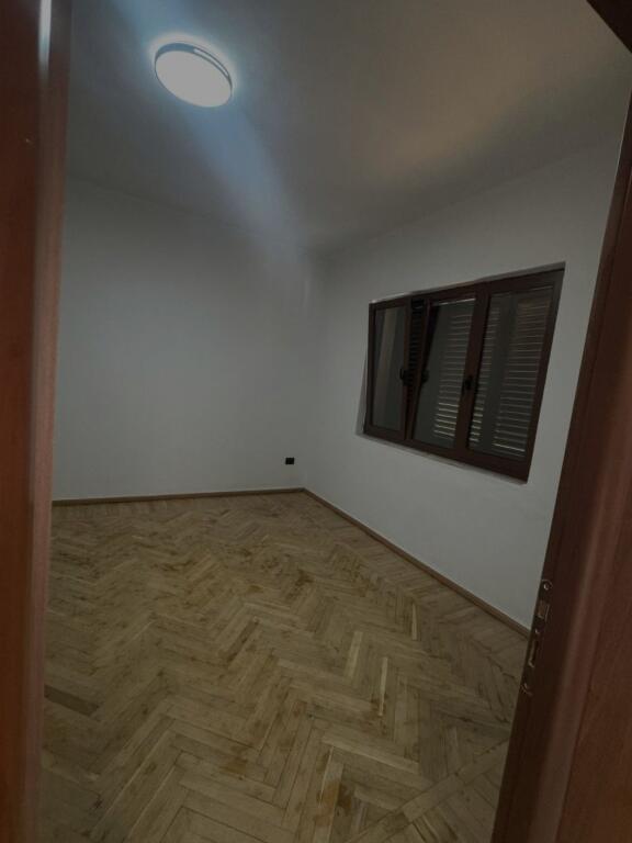 Commercial space for rent - Bllok