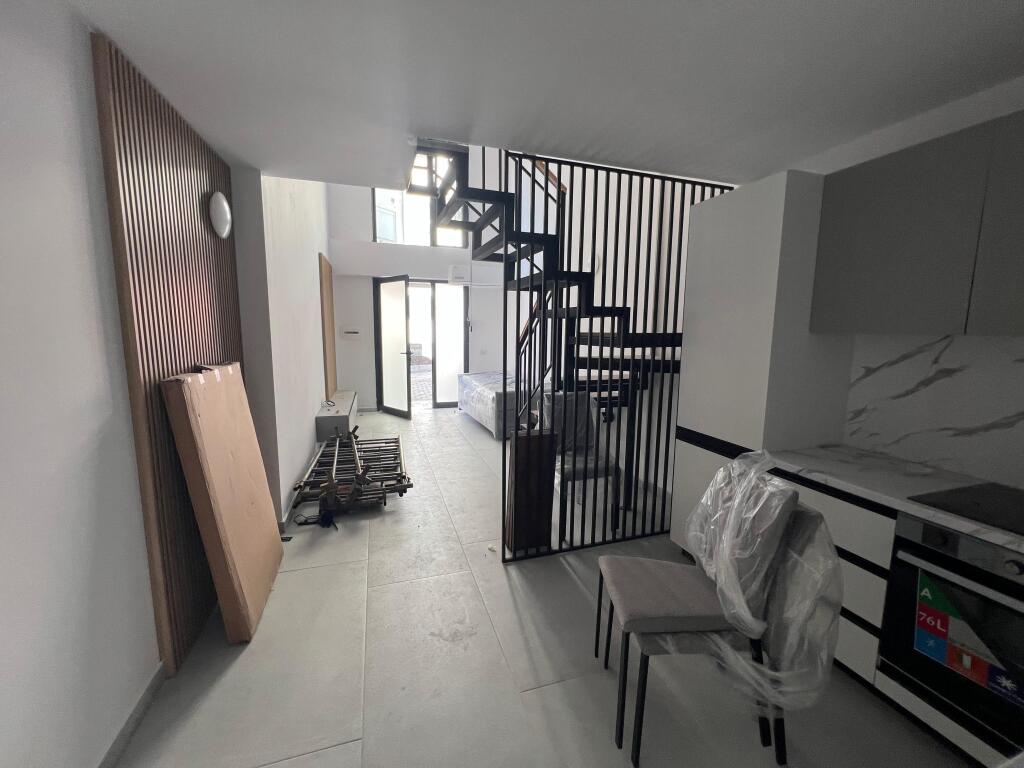 Duplex per shitje ne Lungomare