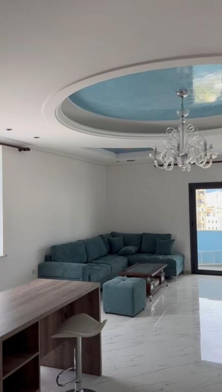 Jepet me qera apartament 2+1 te Rruga e Durresit