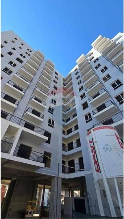 Shitet aparatment prane QSUT 1+1