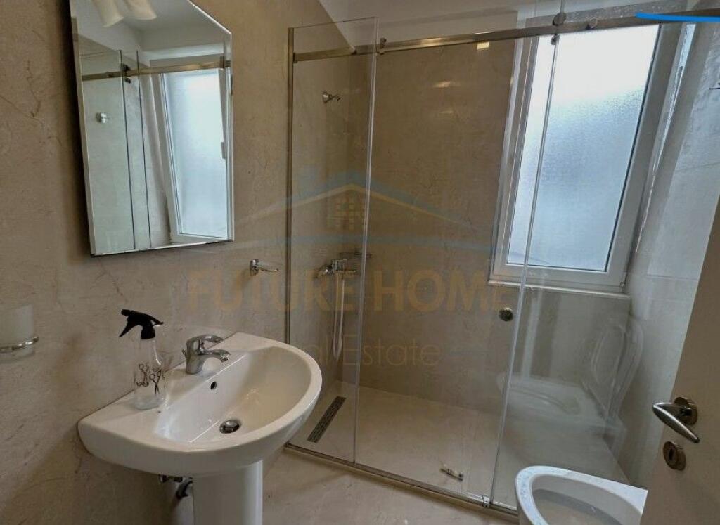 Shitet – Apartament 2+1+2, Kompleksi FZ, Liqeni i Thatë