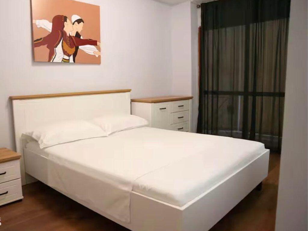 Apartament 2+1 Me Qira në rrugen Gjon Bukuzu ,prane Restorant Durrësi, Tiranë 900 € /Muaj