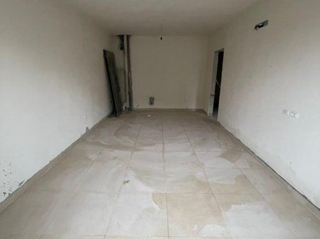 For sale, Apartment 1+1+Veranda, Paskuqan.