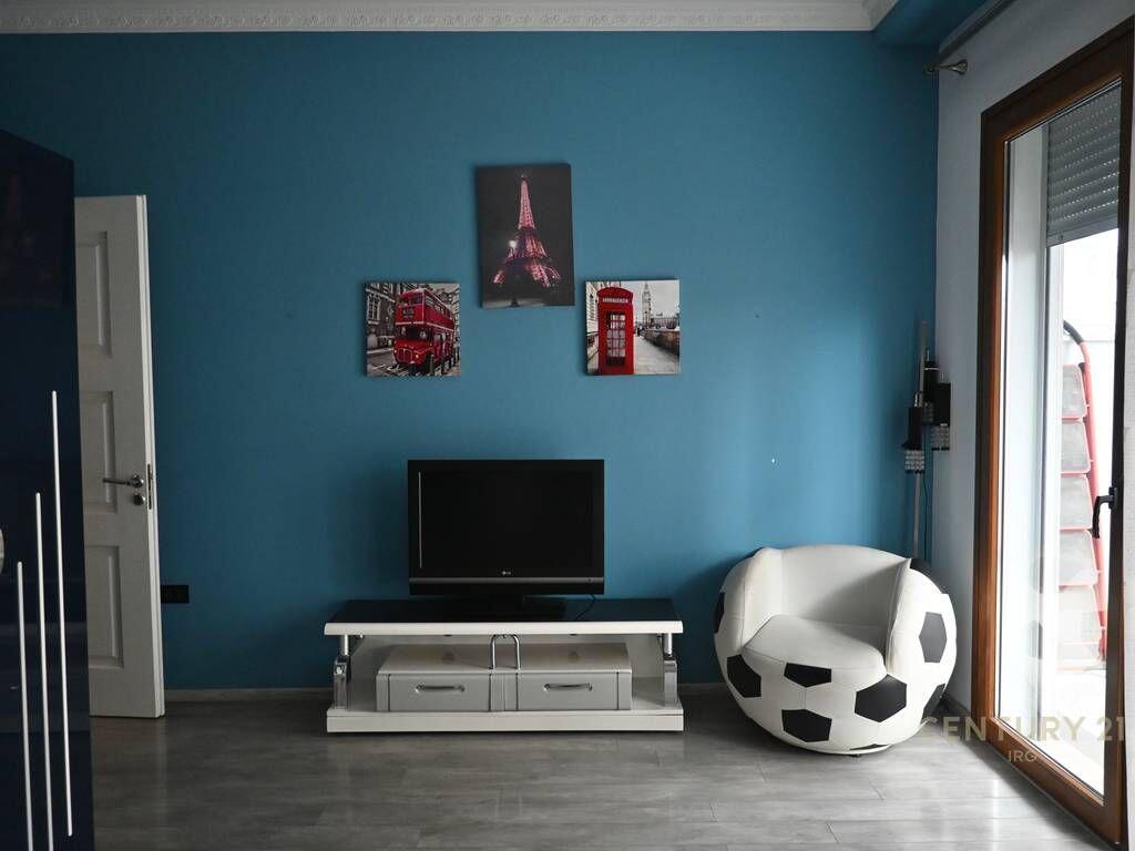 Apartament 3+1 me qera në Kompleksin Delijorgji, Tiranë 1,300 € /Muaj