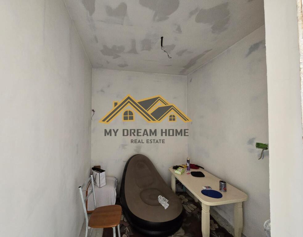 SHITET APARTAMENT 2+1+3 QENDER DURRES!