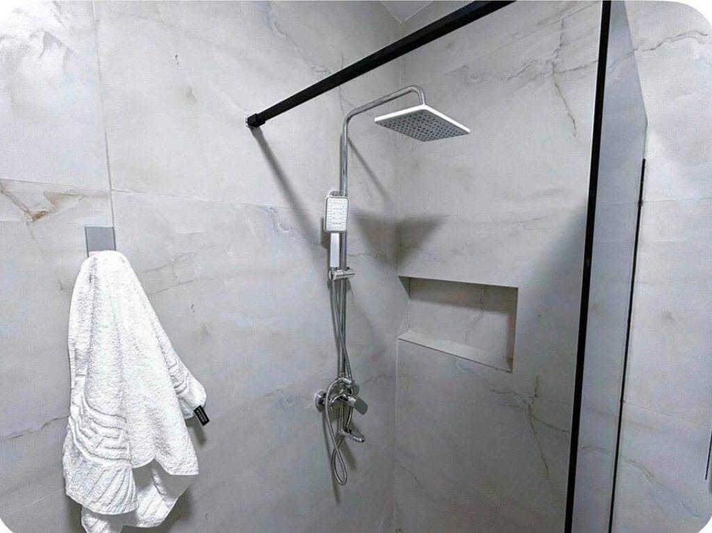 Apartament 2+1 Me Qira në Restorant Durrësi, Tiranë - 800€ 800 € /Muaj