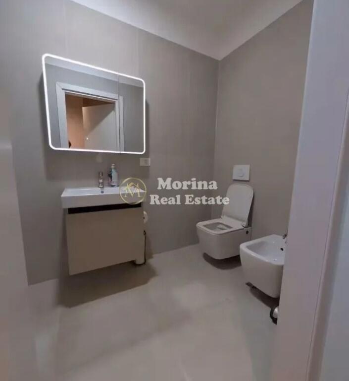 Qera, Apartament 2+1+Blk , Sheshi Willson,900 Euro/Muaj