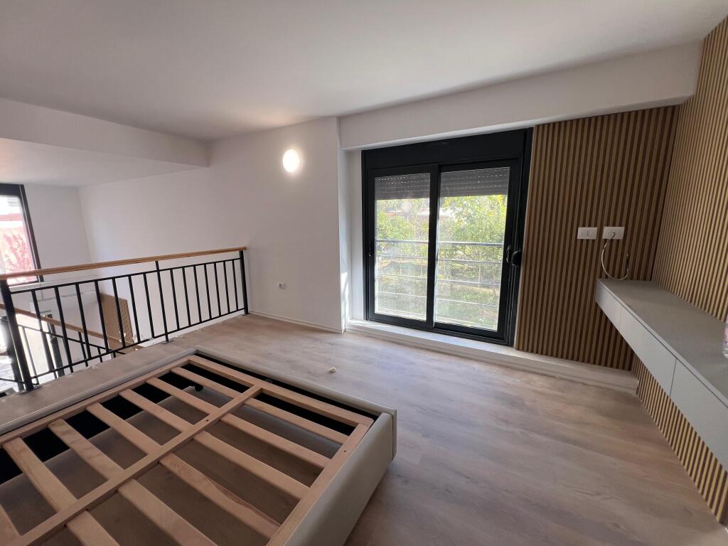 Duplex per shitje ne Lungomare