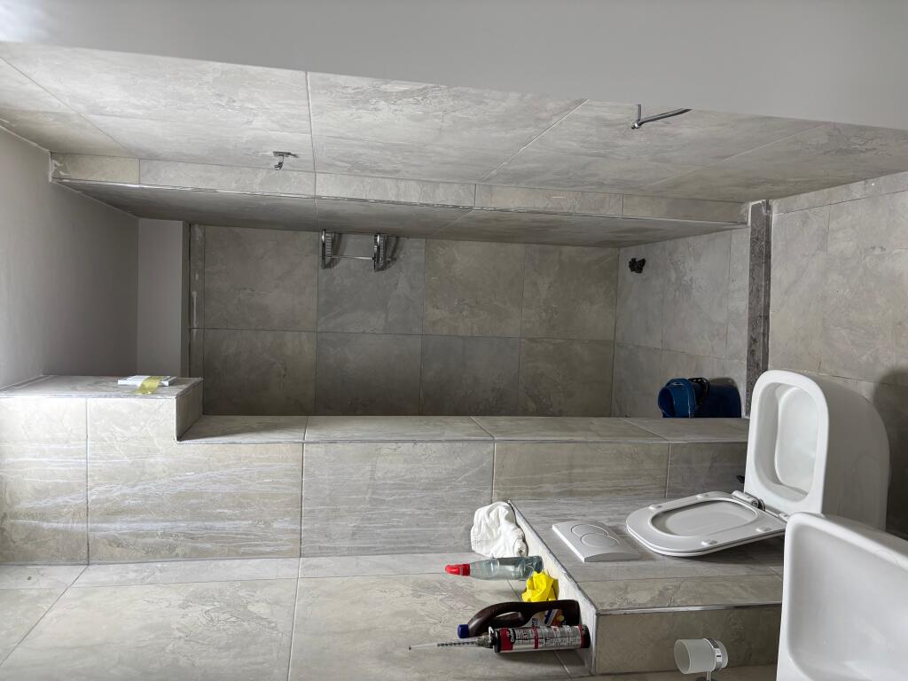 Jepet me qera 2+1 ne Astir