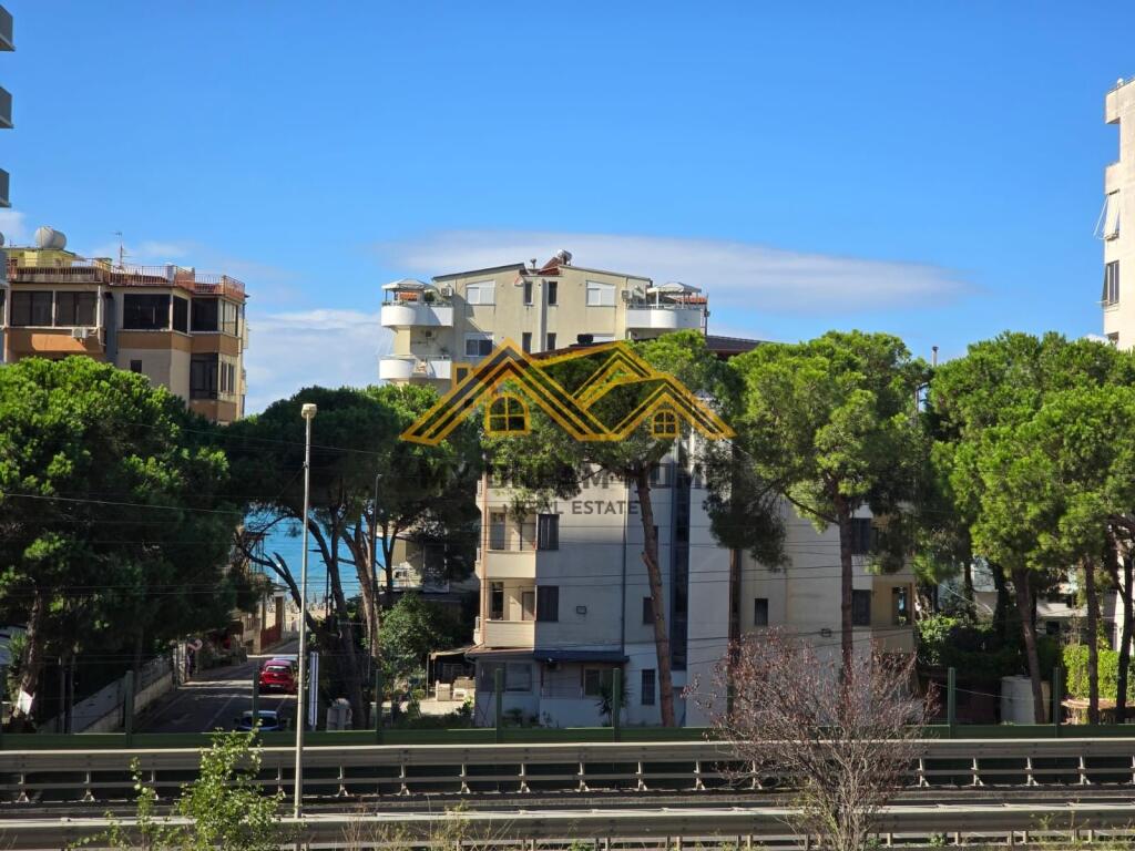 FOR SALE APARTMENT 2+1+ ONE PARKING SPACE AT SHKEMBI I KAVAJES!!