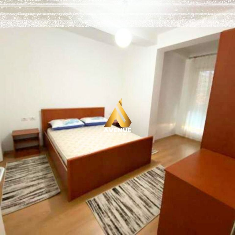 Jepet me qira apartament 3+1  tek– 5 Maji (pranë Concord Center) Tiranë  