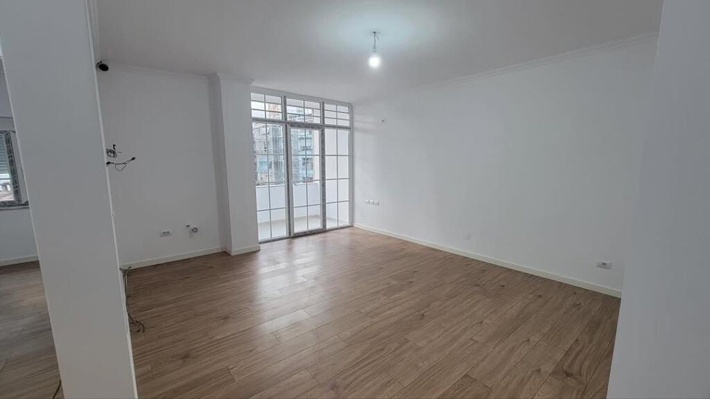 Apartament 2+1 per shitje 📍Te rruga e Bogdaneve, prane kishes Katolike