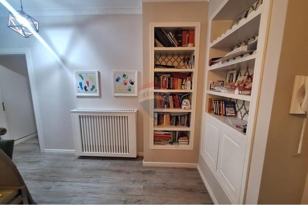 Apartament - Për Shitje - Pallatet Çabej, Tiranë ID: 530411001-1208