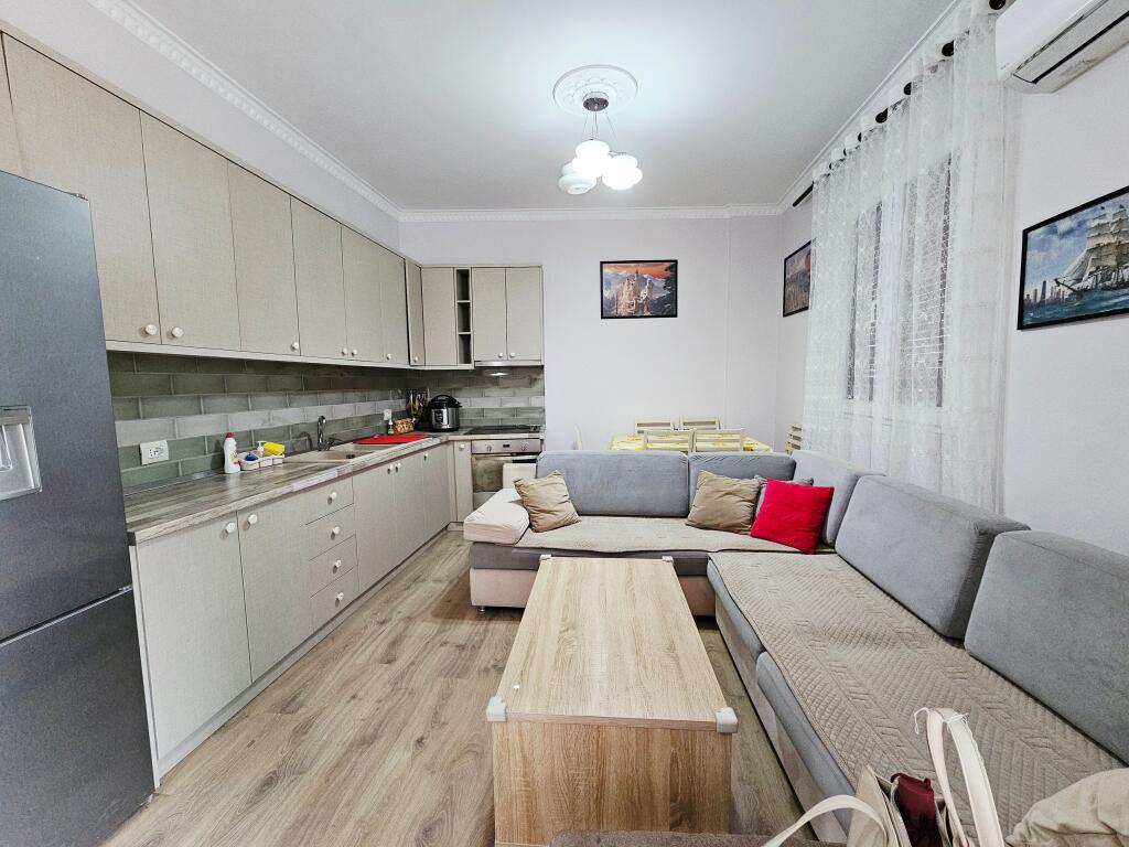 Apartment 2+1 for rent in Jordan Misja