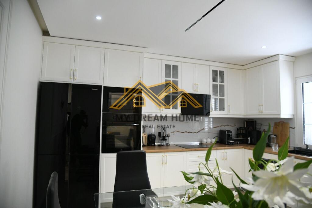 SHTEPI PRIVATE NE ISH KENETE, DURRES SHITJE !